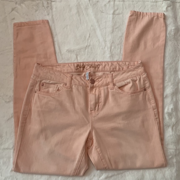 🌺 2 for $23 🌺 Celebrity Pink Ankle Jeans in Light Dusty Pink - Picture 4 of 9